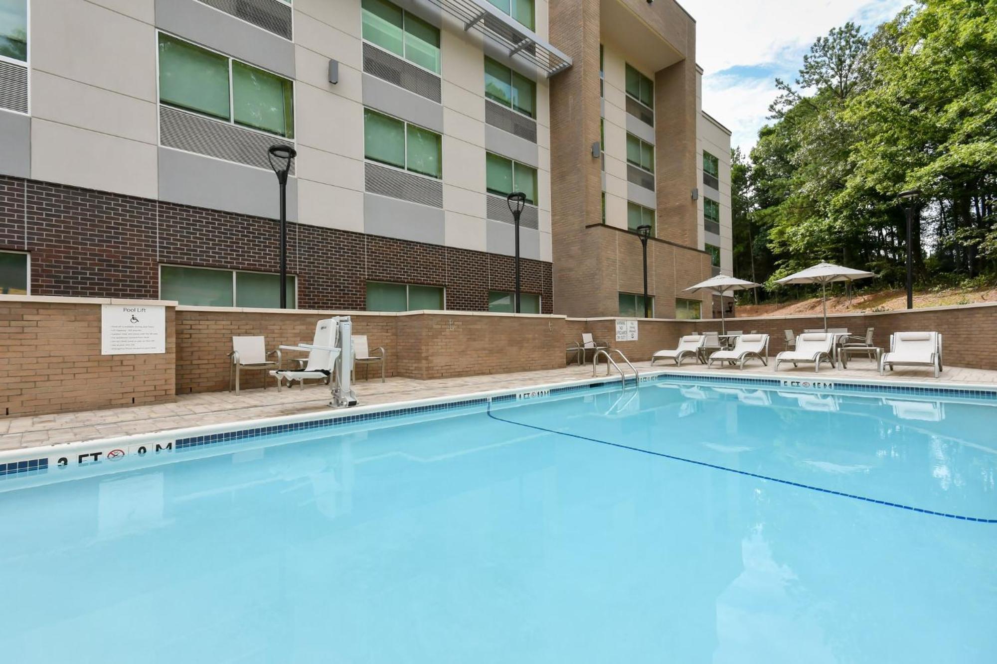 Holiday Inn Express & Suites Charlotte - Ballantyne By Ihg Kültér fotó